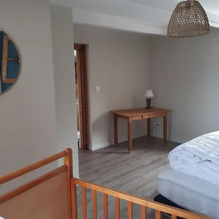 De La Perle Rouge Feriehus Rodelinghem