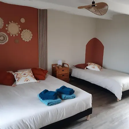 De La Perle Rouge * Rodelinghem